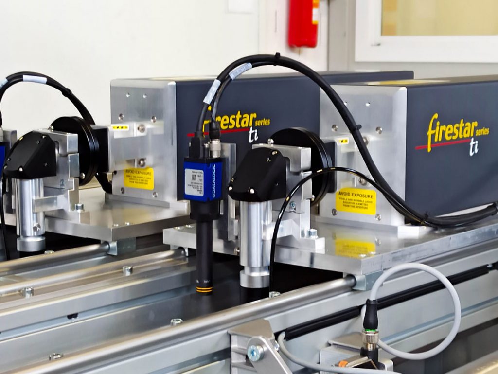 Nanoperforadora láser automática FST LSR-03.